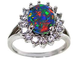 Safiria-Opal-de-foc-inel-verigheta-piatra-pretioasa Safiria-Opal-de-foc-inel-verigheta-piatra-pretioasa